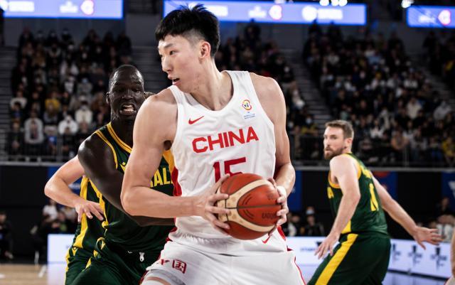 中国男篮输球难掩周琦星光 NBL历练助大魔王升级